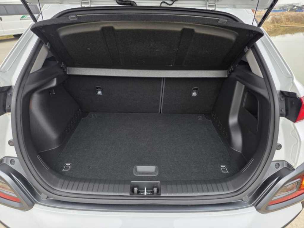 HYUNDAI Kona 2019 Blanco - Importación desde Corea - HF Imports Iquique - Foto 17