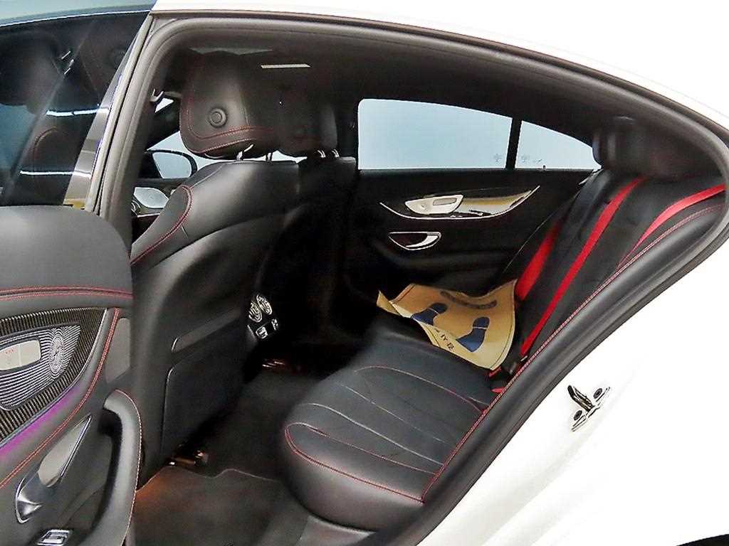 Mercedes Benz CLS Class - Vista 6