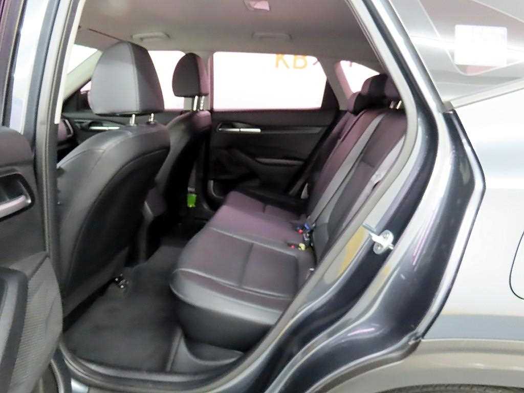 KIA Seltos - Vista 6