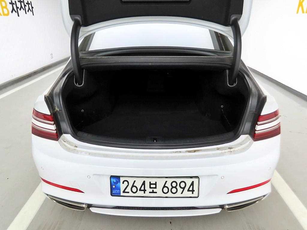 Genesis G80 - Vista 5