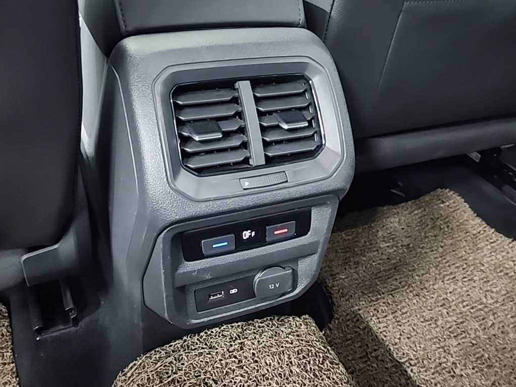 Volkswagen Tiguan 2018 Negro - Importación desde Corea - HF Imports Iquique - Foto 13