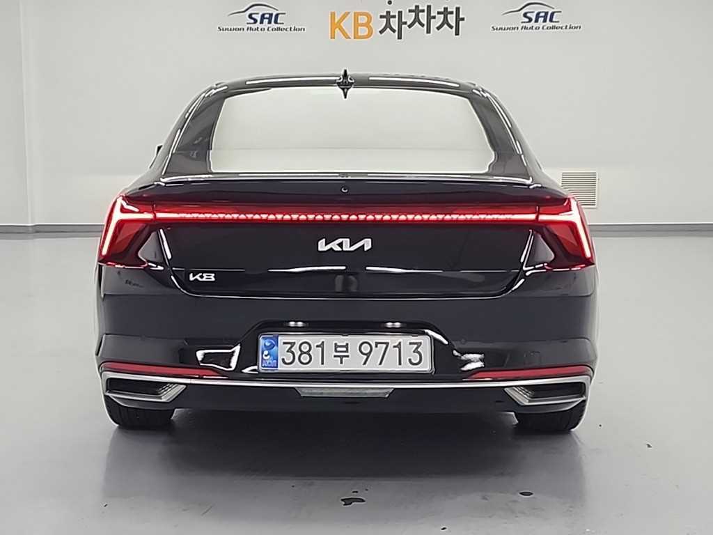 KIA K8 - Vista 3