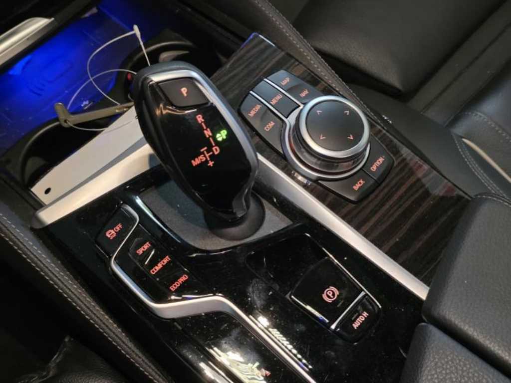 BMW 5 Series - Vista 10