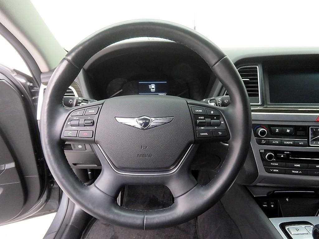 Genesis G80 - Vista 10