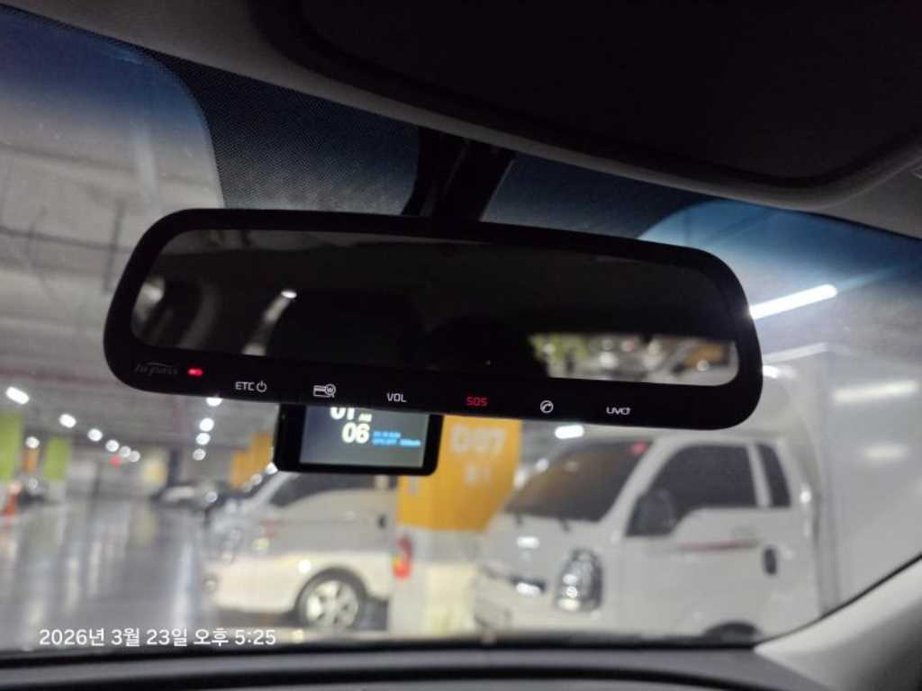 KIA Sorento - Vista 11