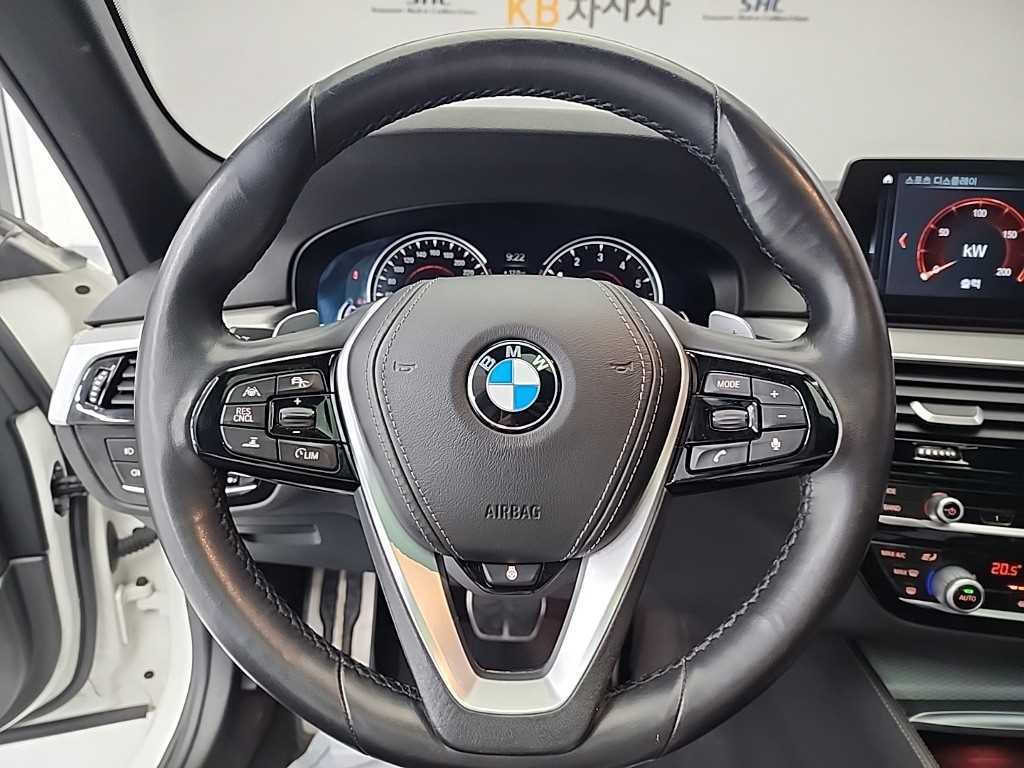 BMW 5 Series - Vista 9