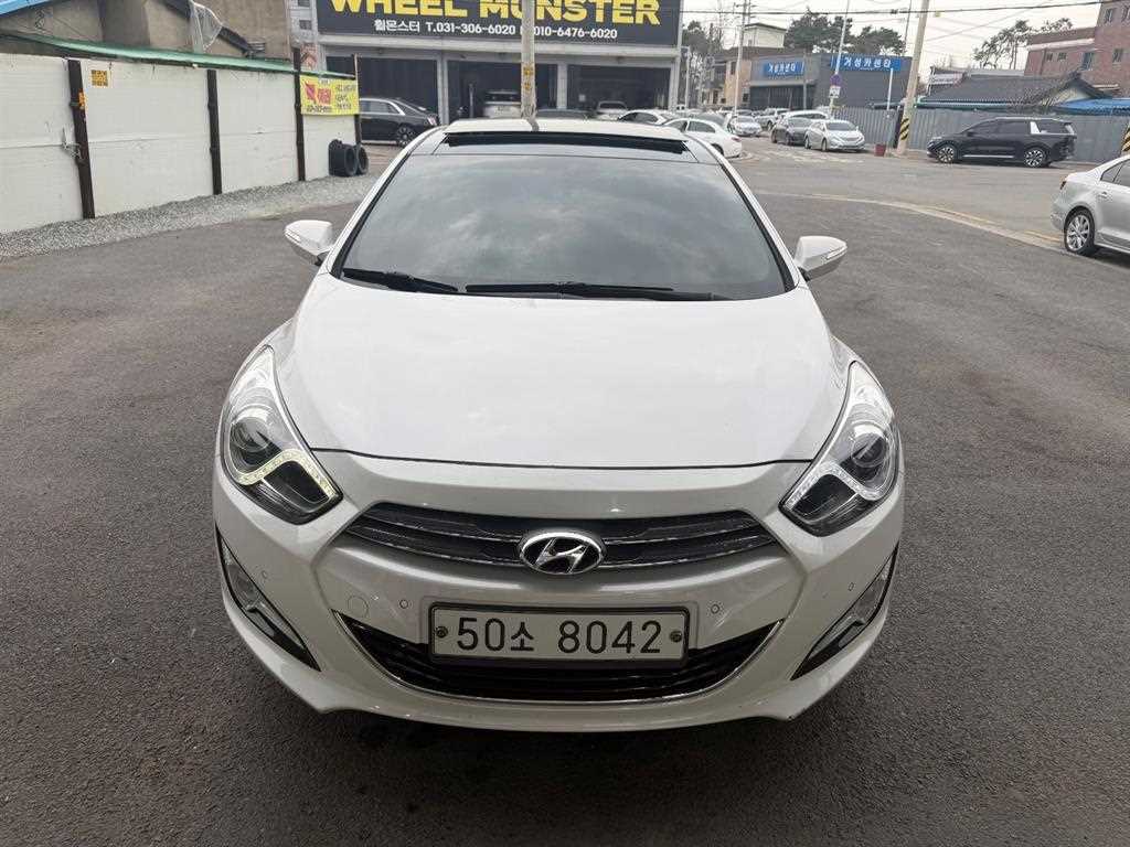 HYUNDAI i40 2013 Blanco - Importación desde Corea - HF Imports Iquique - Foto 1