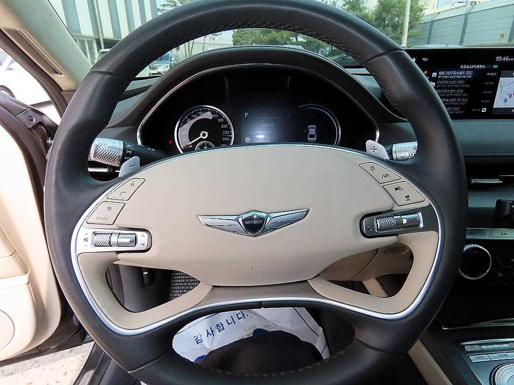 Genesis G80 - Vista 8