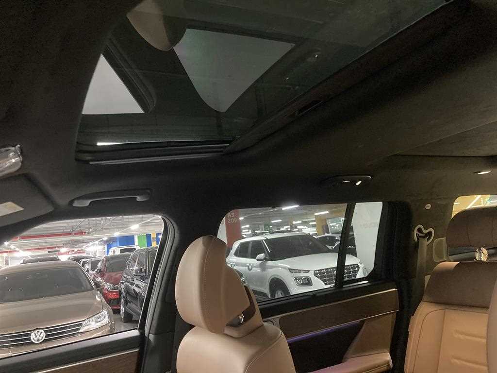 HYUNDAI Santa Fe - Vista 8