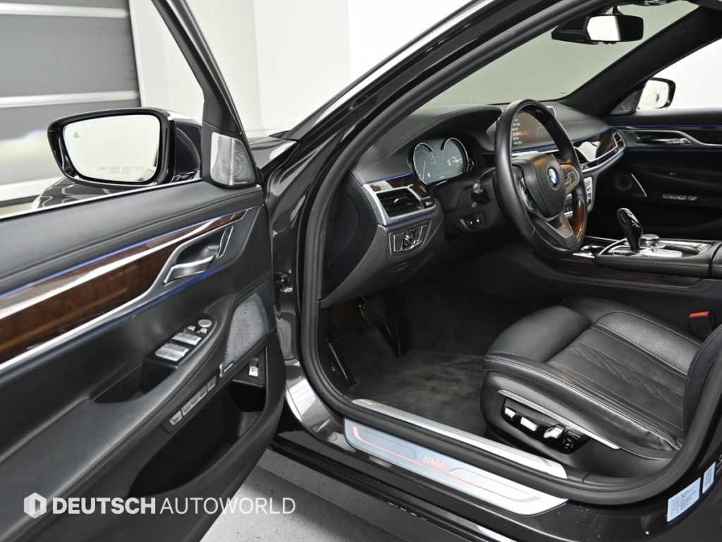 BMW 7 Series - Vista 11