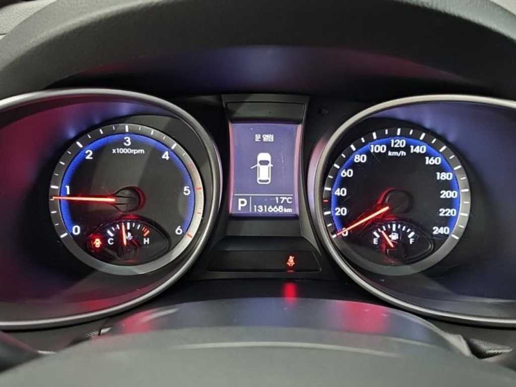 HYUNDAI Santa Fe - Vista 6