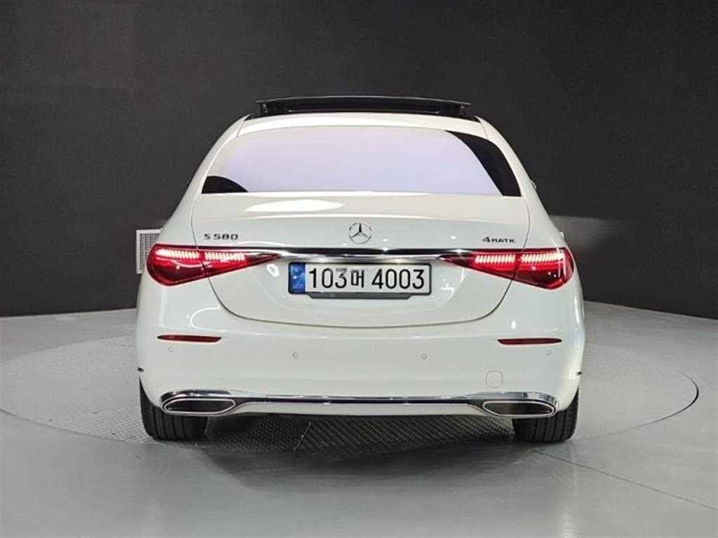 Mercedes Benz S Class - Vista 3