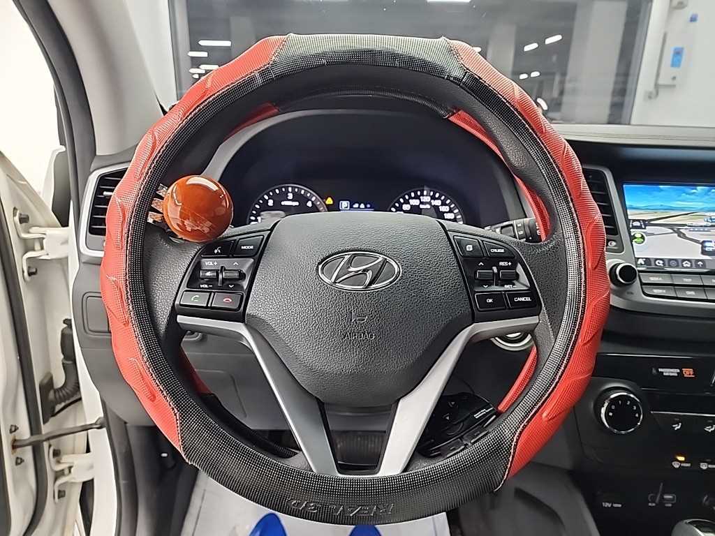 HYUNDAI Tucson - Vista 9