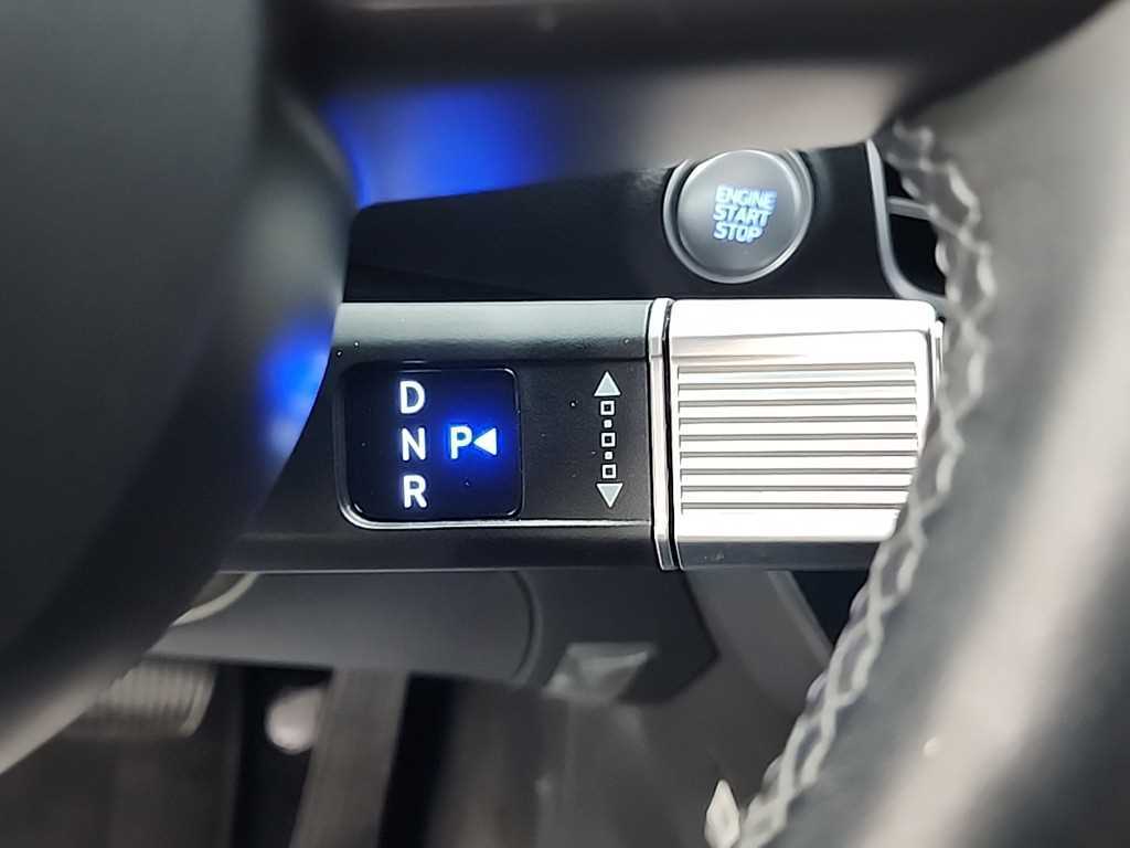 HYUNDAI Sonata - Vista 8