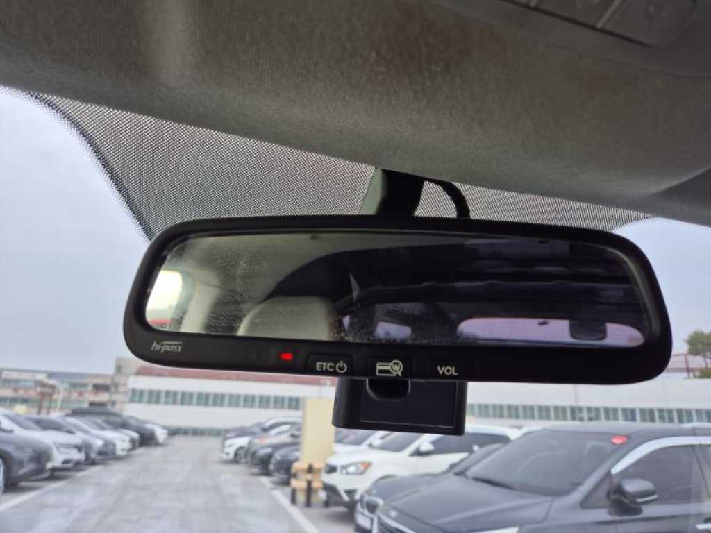 HYUNDAI Starex - Vista 11