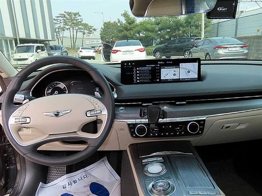 Genesis G80 - Vista 7