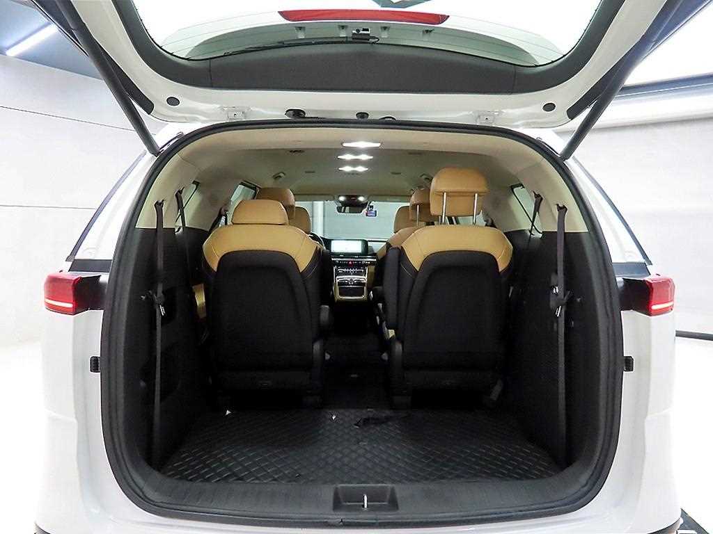 KIA Carnival 2023 Blanco - Importación desde Corea - HF Imports Iquique - Foto 17