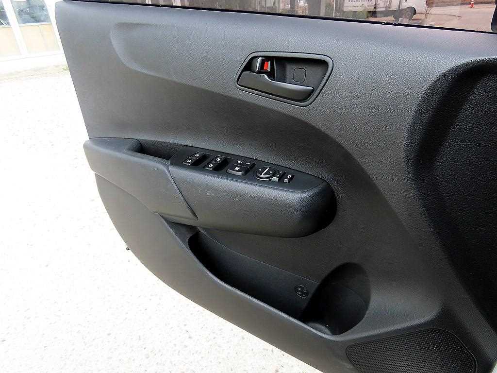 KIA Morning - Vista 11