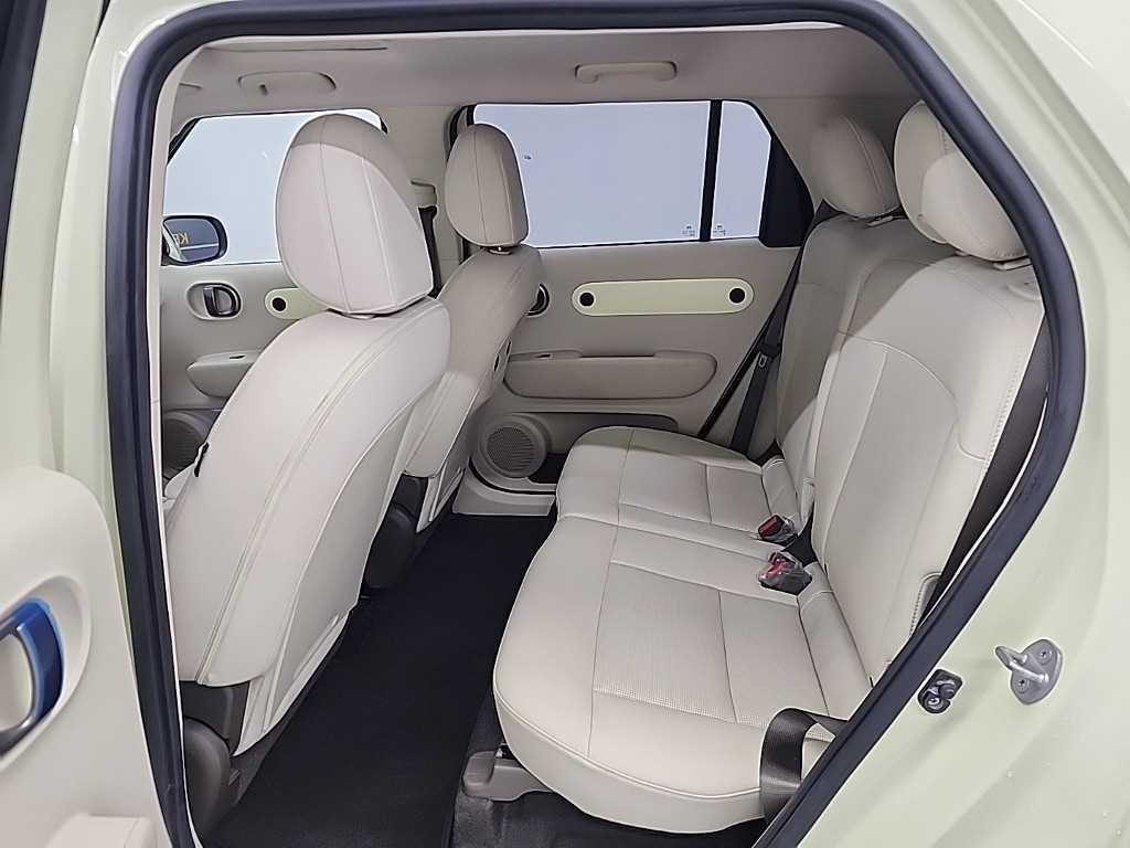 HYUNDAI Casper - Vista 12