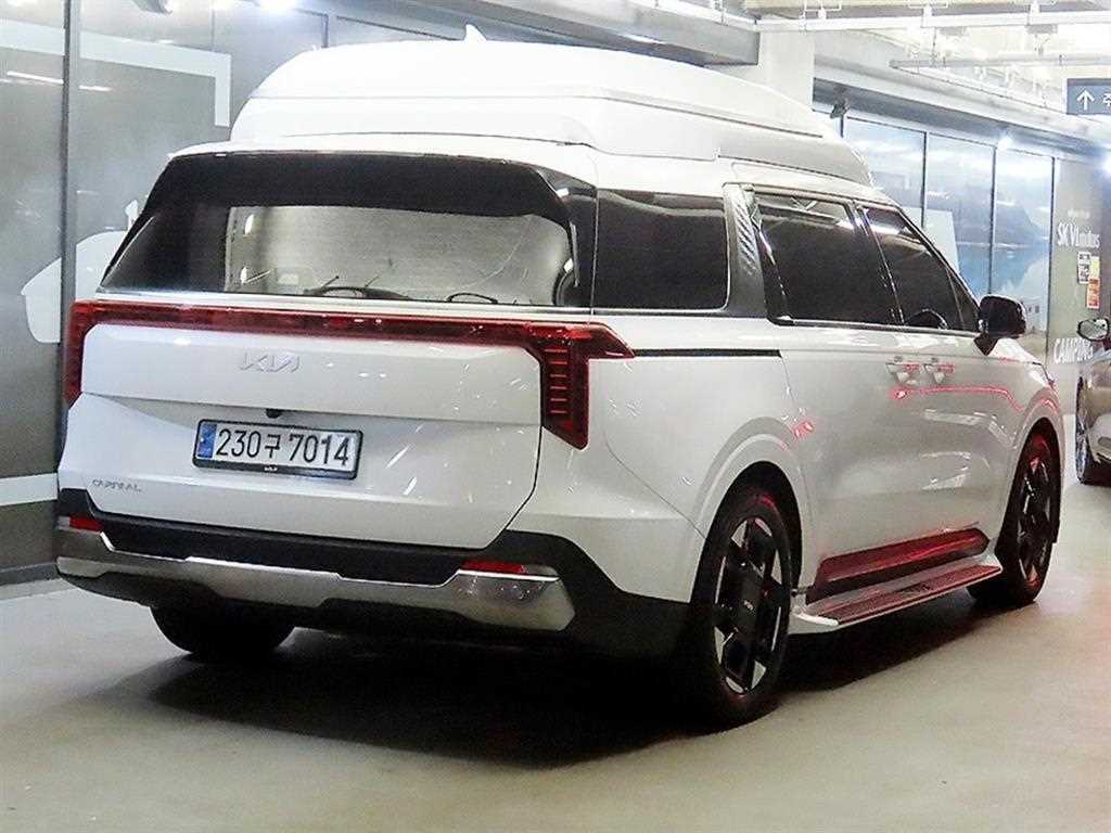 KIA Carnival - Vista 4