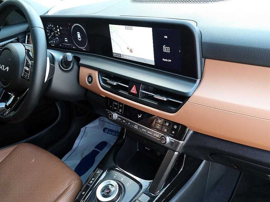 KIA Seltos - Vista 11