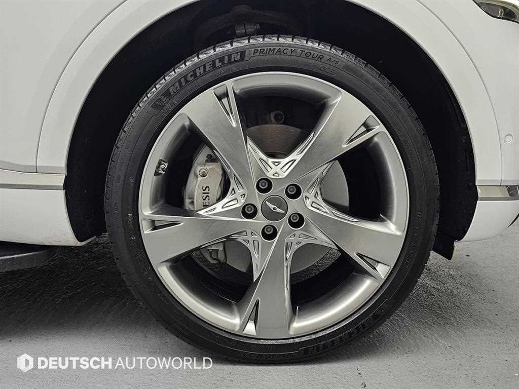 Genesis GV80 - Vista 5