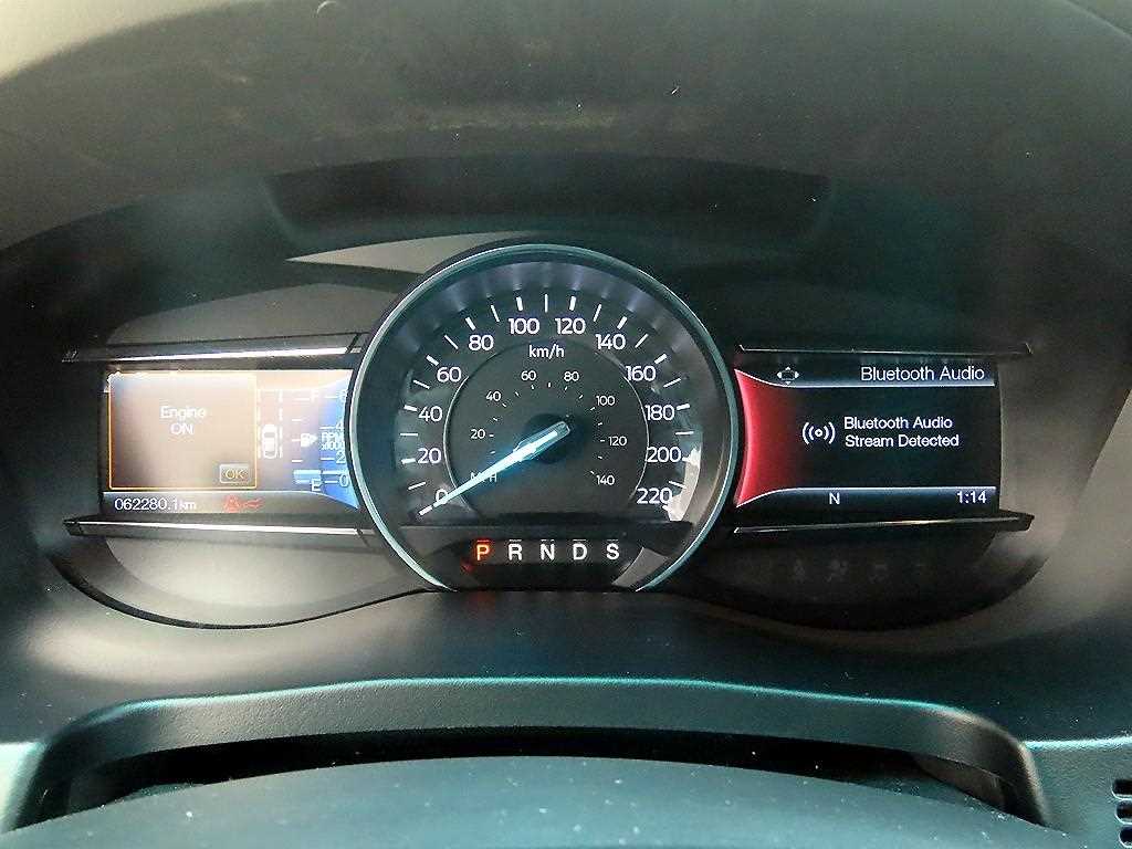 Ford Explorer - Vista 9