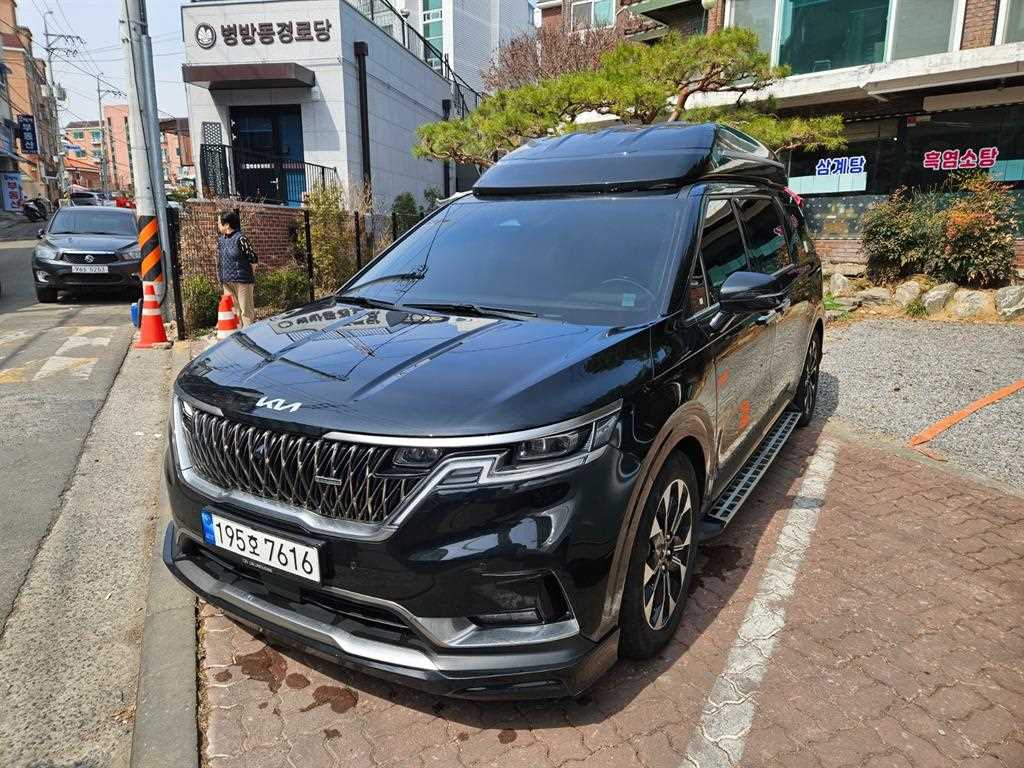 KIA Carnival - Vista 3