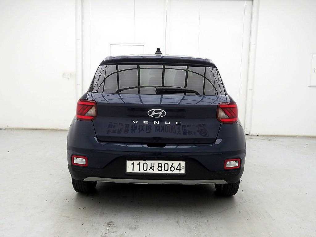 HYUNDAI Venue - Vista 3