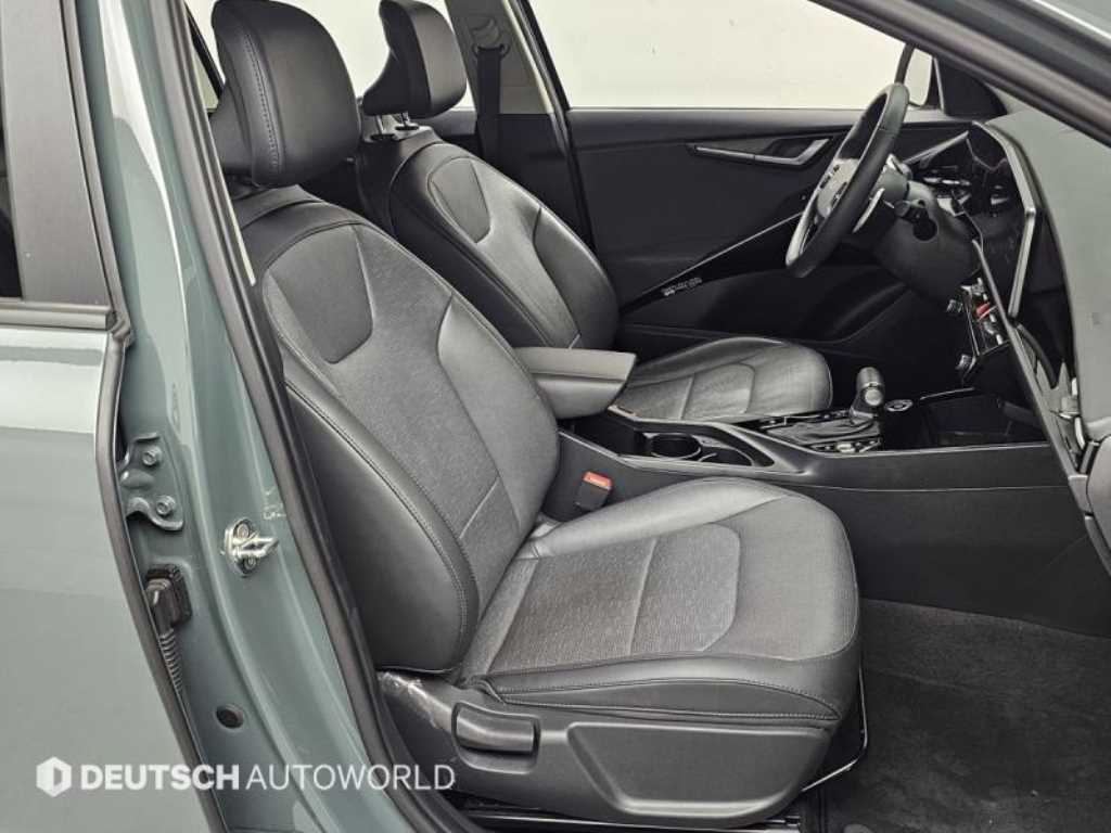 KIA Niro - Vista 10
