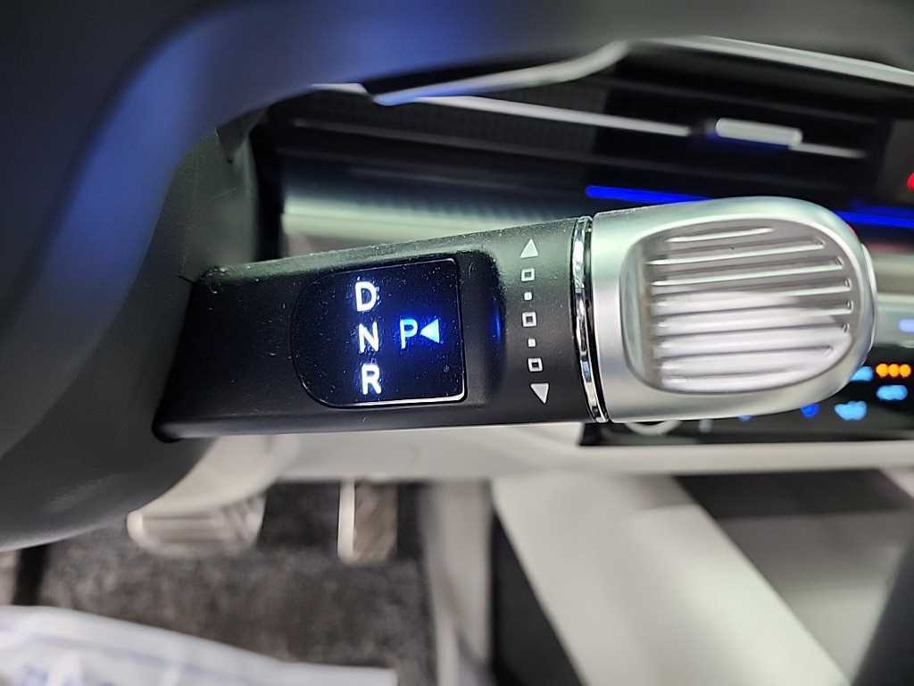 HYUNDAI Ioniq 6 - Vista 8