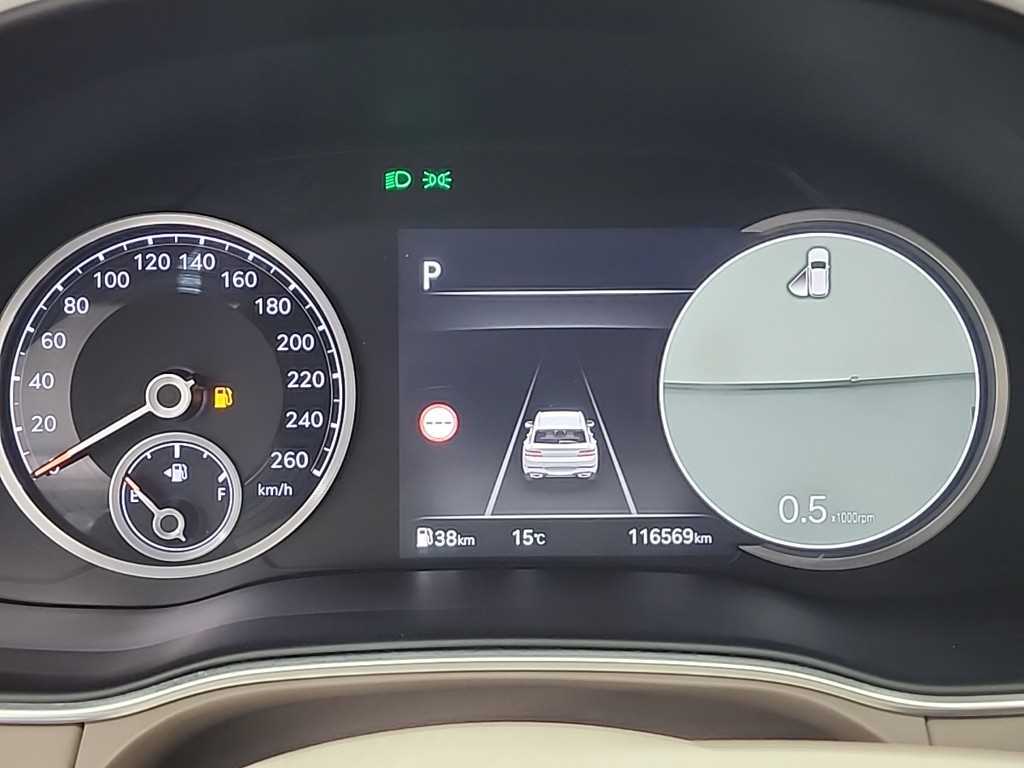 Genesis GV80 - Vista 6