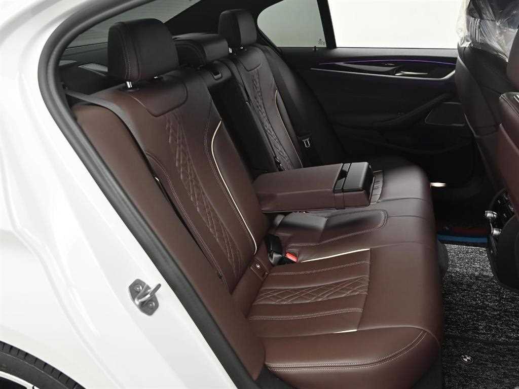 BMW 5 Series - Vista 12