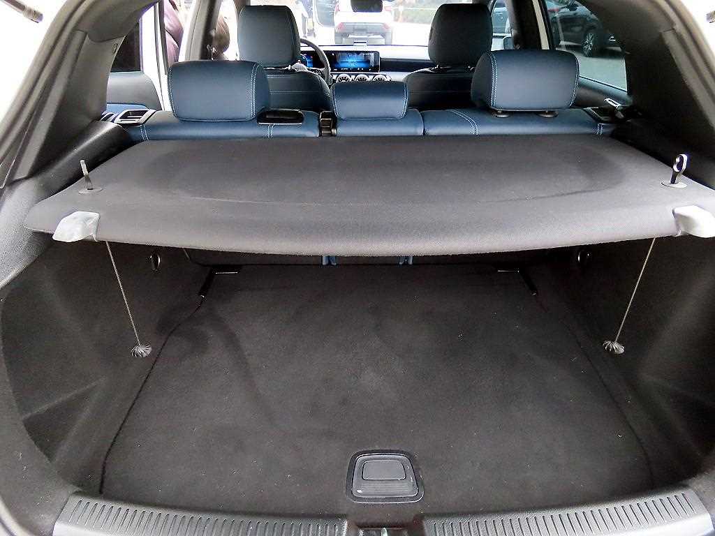 Mercedes Benz A Class 2020 Blanco - Importación desde Corea - HF Imports Iquique - Foto 17