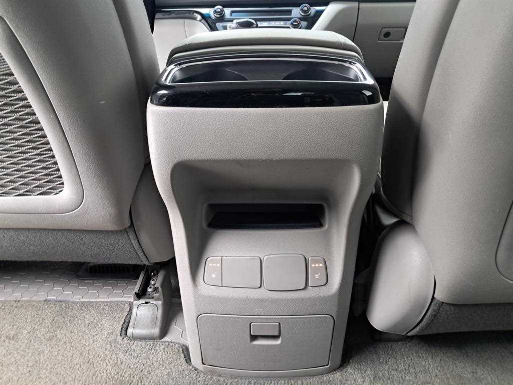 KIA Carnival 2016 Negro - Importación desde Corea - HF Imports Iquique - Foto 16