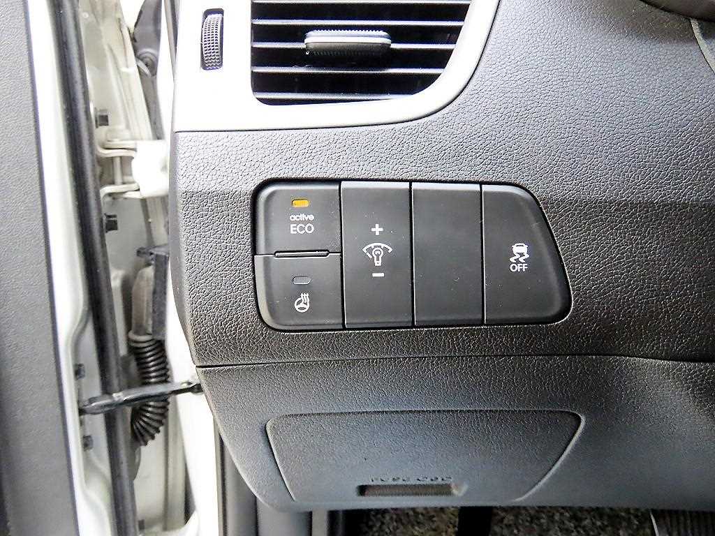 HYUNDAI Avante 2015 Gris - Importación desde Corea - HF Imports Iquique - Foto 13