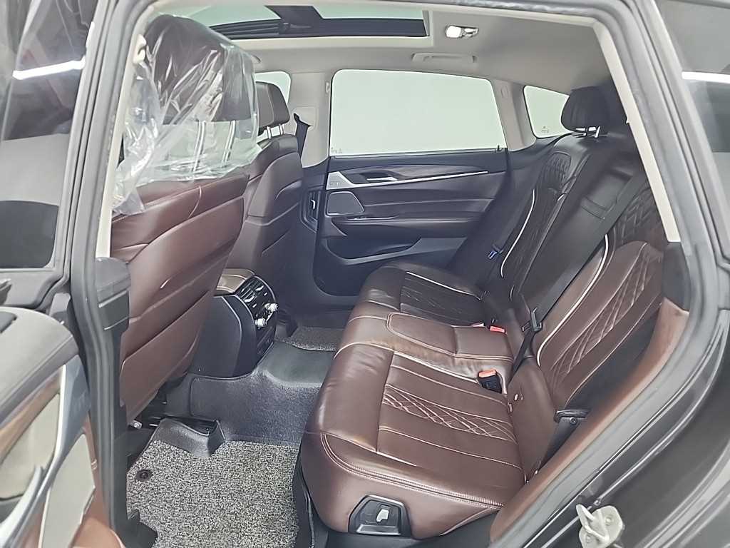 BMW Gran Turismo - Vista 12