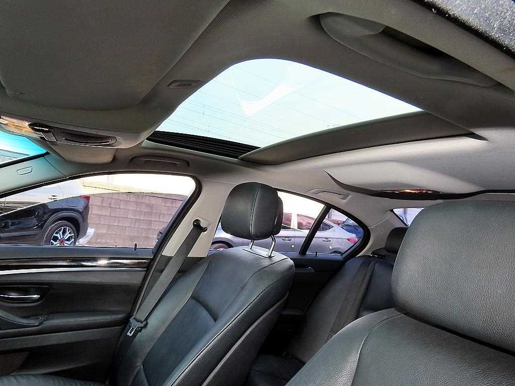 BMW 5 Series 2012 Blanco - Importación desde Corea - HF Imports Iquique - Foto 18