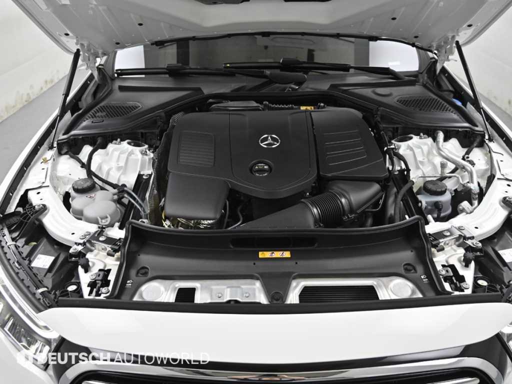 Mercedes Benz E class - Vista 6