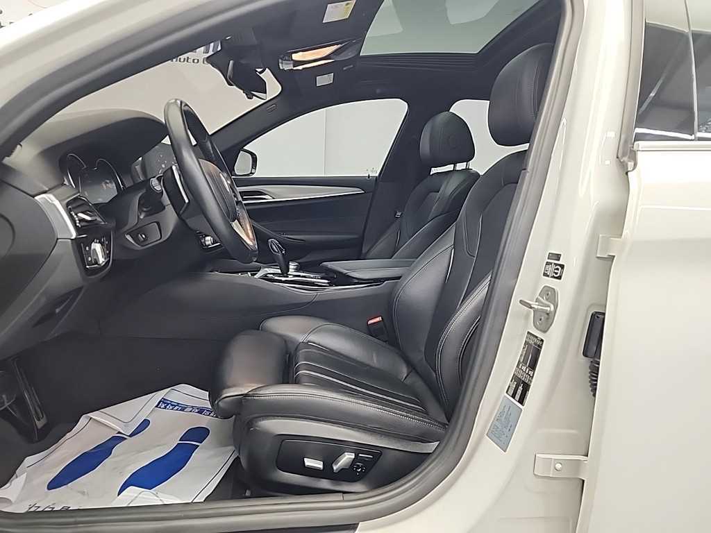 BMW 5 Series - Vista 11