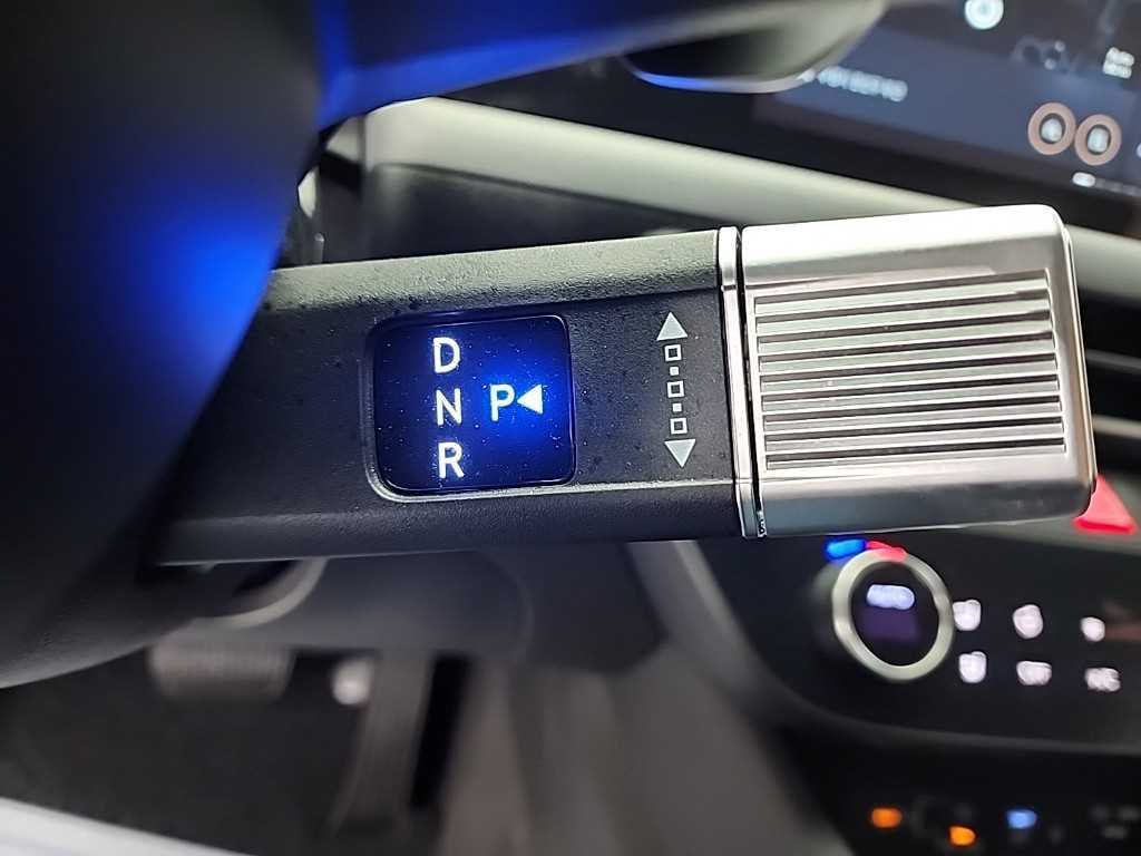 HYUNDAI Sonata - Vista 8