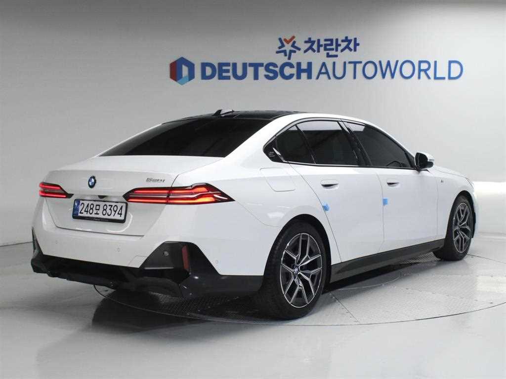 BMW 5 Series - Vista 2