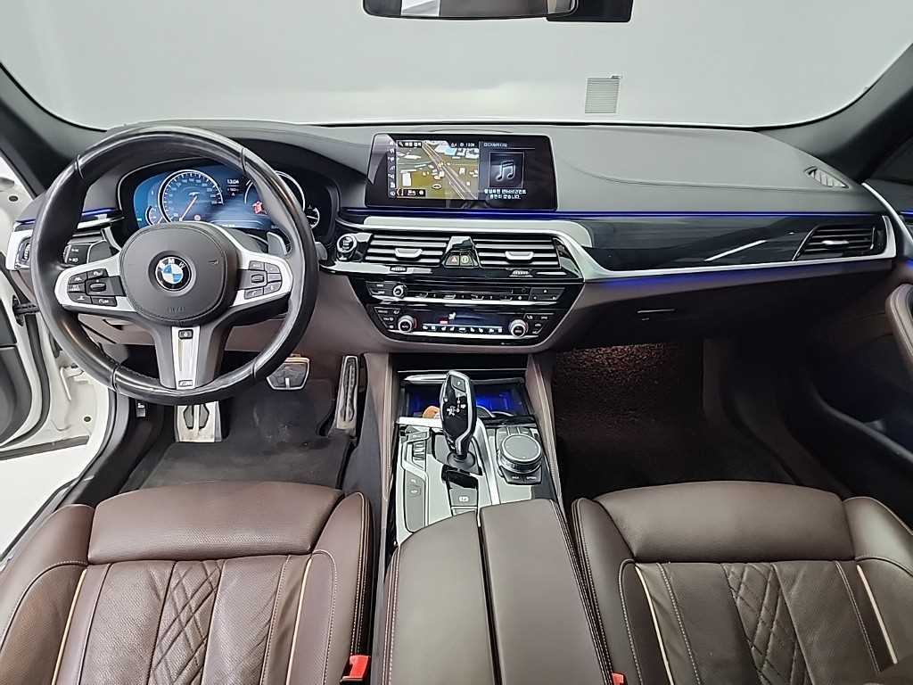 BMW 5 Series - Vista 7