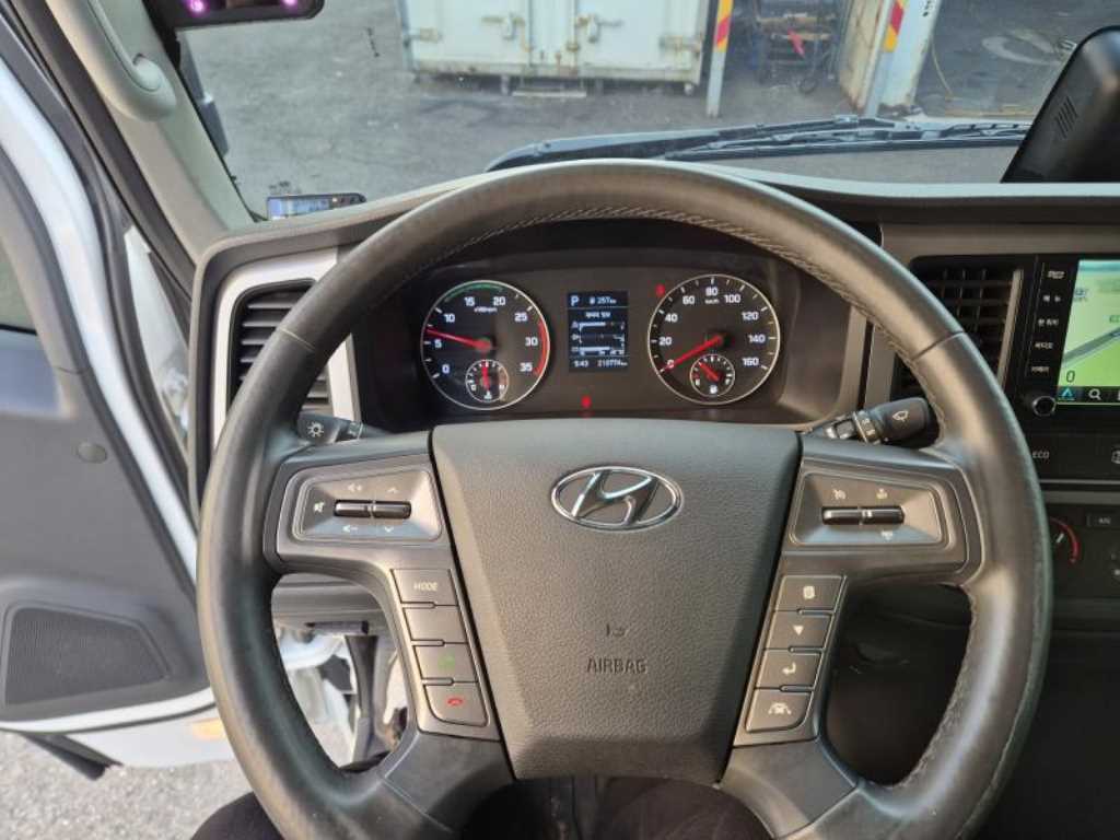 medium and large cargo truck 2023 Blanco - Importación desde Corea - HF Imports Iquique - Foto 14