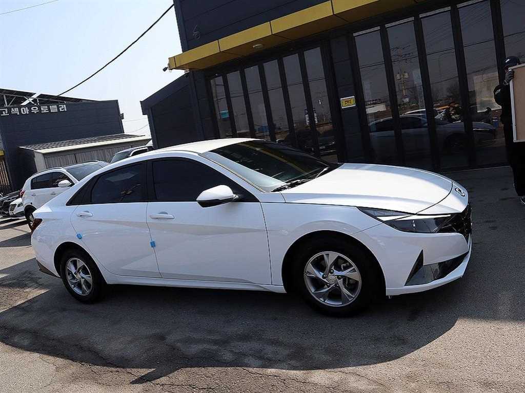 HYUNDAI Avante 2021 Negro - Importación desde Corea - HF Imports Iquique - Foto 20