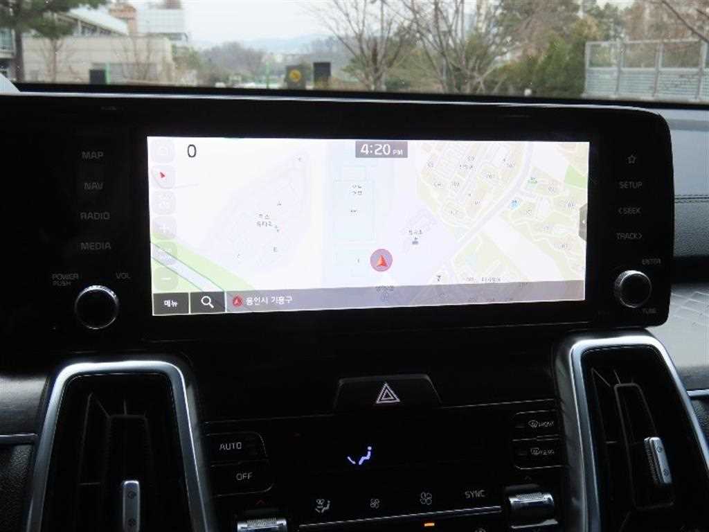 KIA Sorento - Vista 8