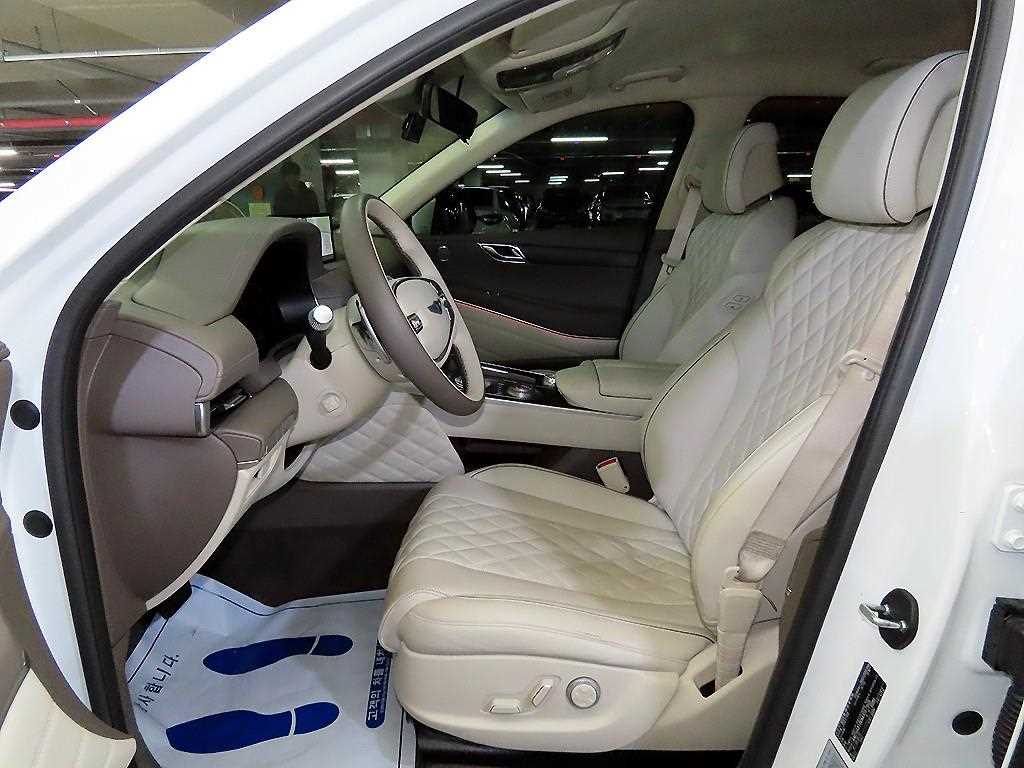 Genesis GV80 - Vista 6