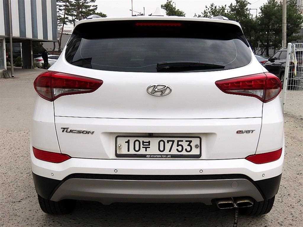HYUNDAI Tucson - Vista 4