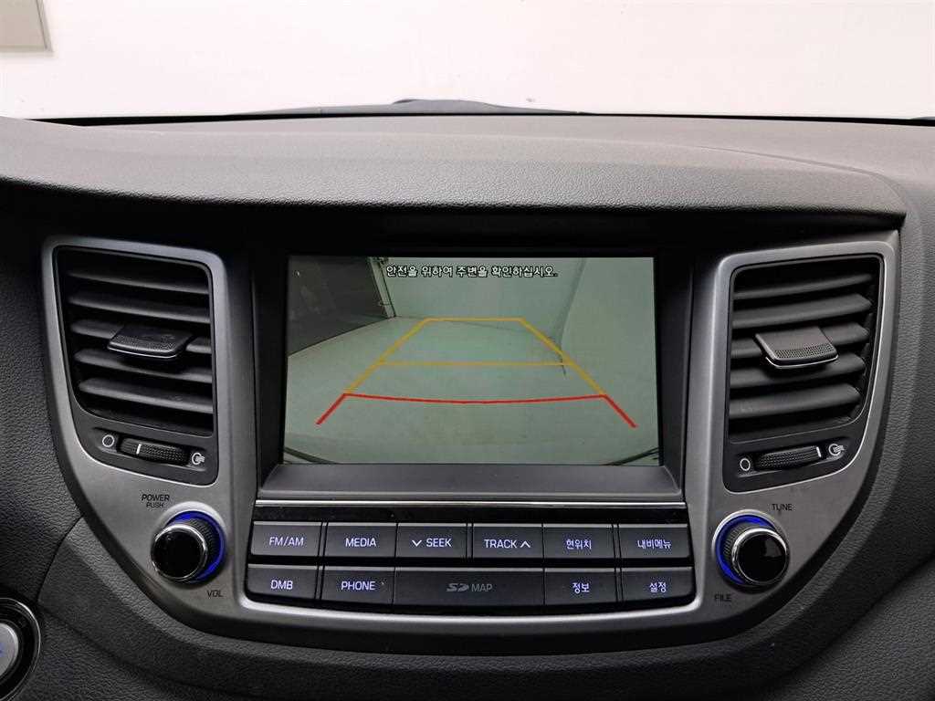 HYUNDAI Tucson - Vista 10