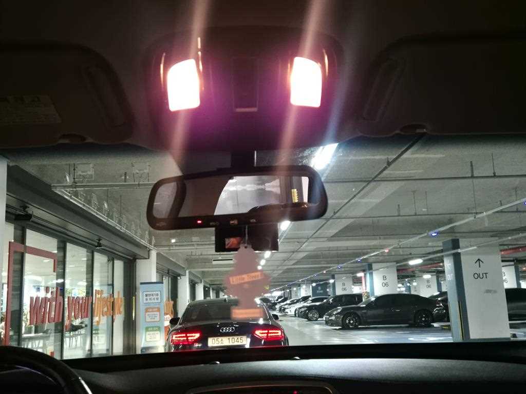 KIA Sorento - Vista 11